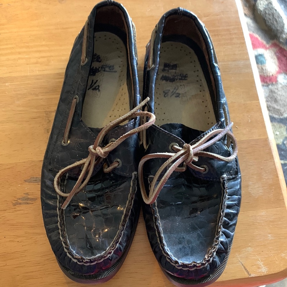 Vintage Sperry loafers with shoelace tie and crocodile accented leather